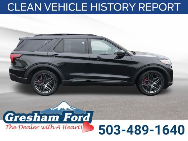 Certified 2025 Ford Explorer ST image 9