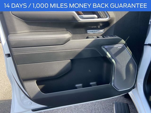 Used 2025 GMC Sierra 1500 Denali AWD/4WD image 10