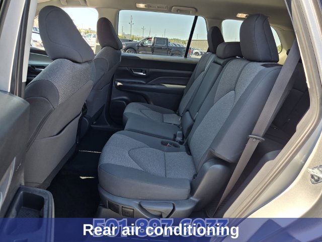 Used 2025 Toyota Grand Highlander FWD image 11