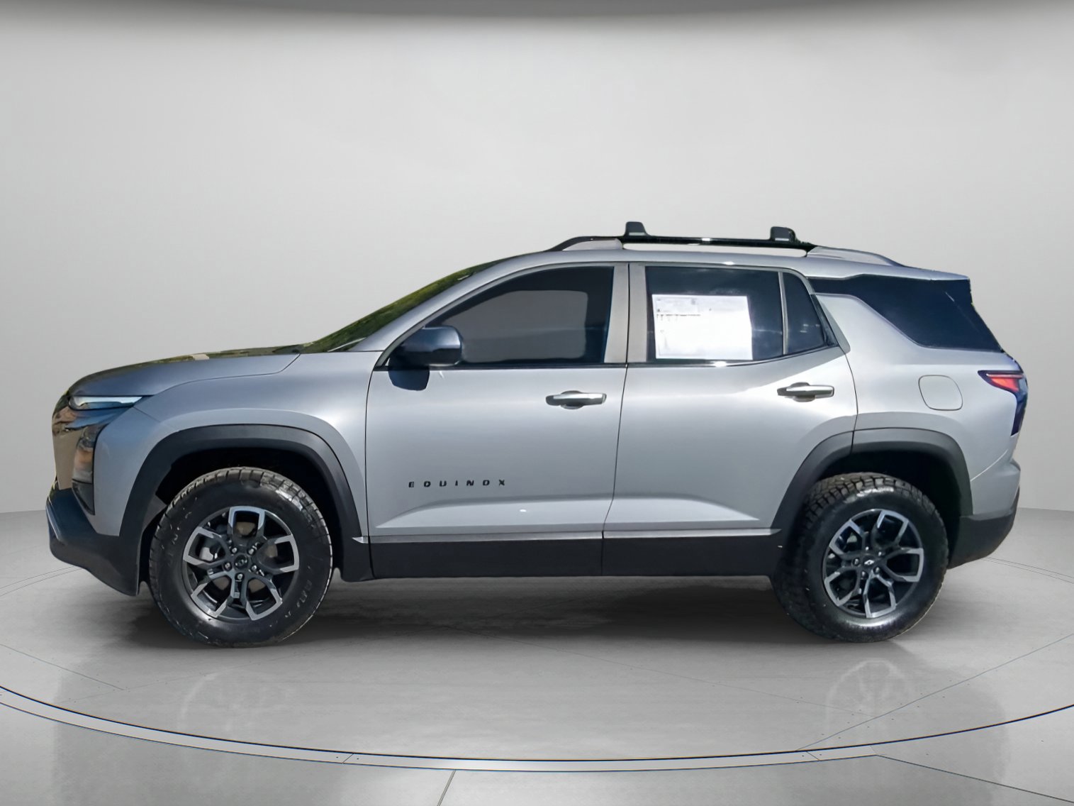 Used 2025 Chevrolet Equinox ACTIV w/ Convenience Package III image 8