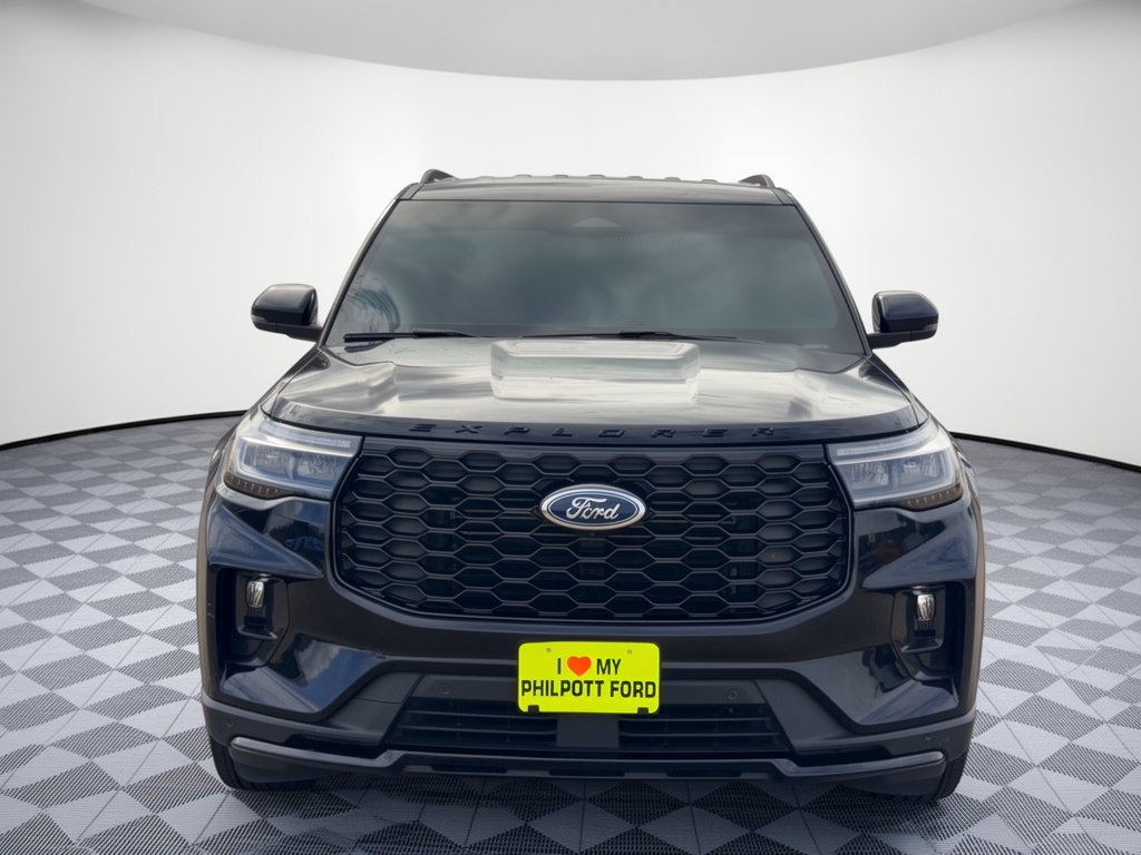 Certified 2025 Ford Explorer ST-Line w/ Premium Package RWD image 6