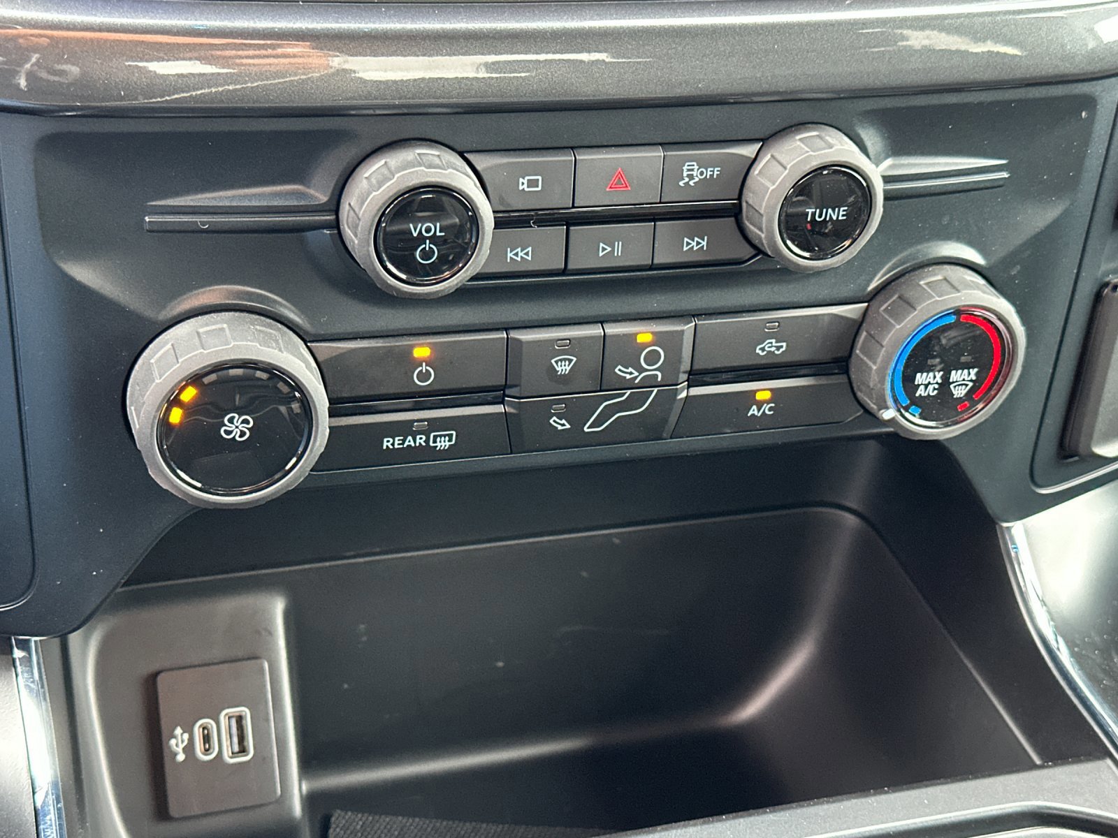 Certified 2025 Ford F150 STX image 19