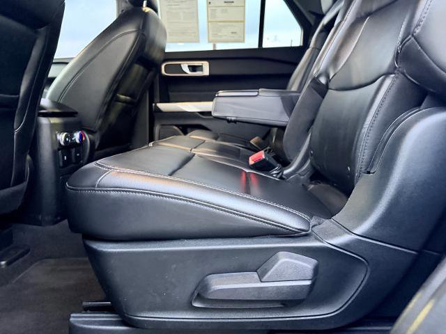 Certified 2022 Ford Explorer XLT w/ Equipment Group 202A image 23