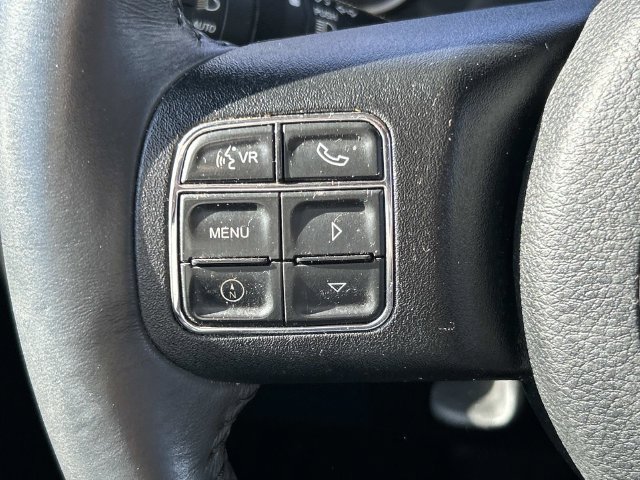 Used 2017 Jeep Wrangler Unlimited Sahara AWD/4WD image 32