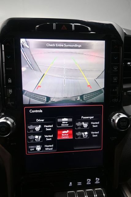 Used 2019 RAM 1500 Laramie AWD/4WD image 14