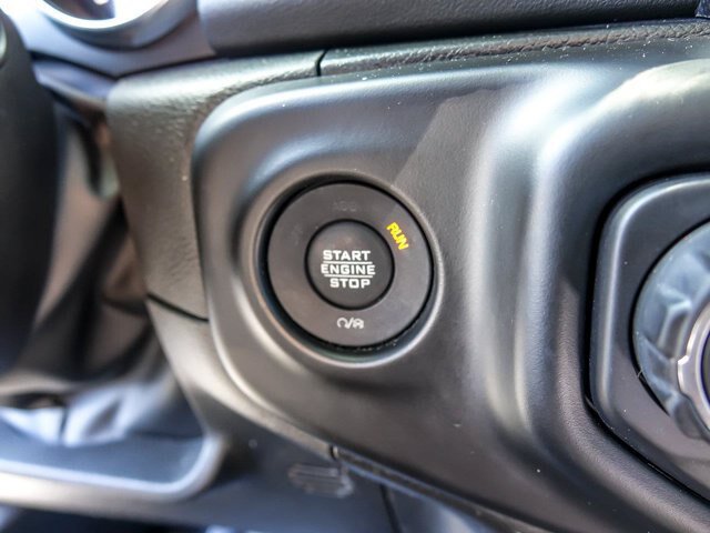 Used 2023 Jeep Wrangler Unlimited Sahara AWD/4WD image 19