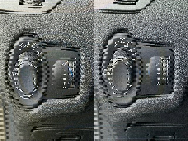 Used 2020 Jeep Cherokee Latitude image 19