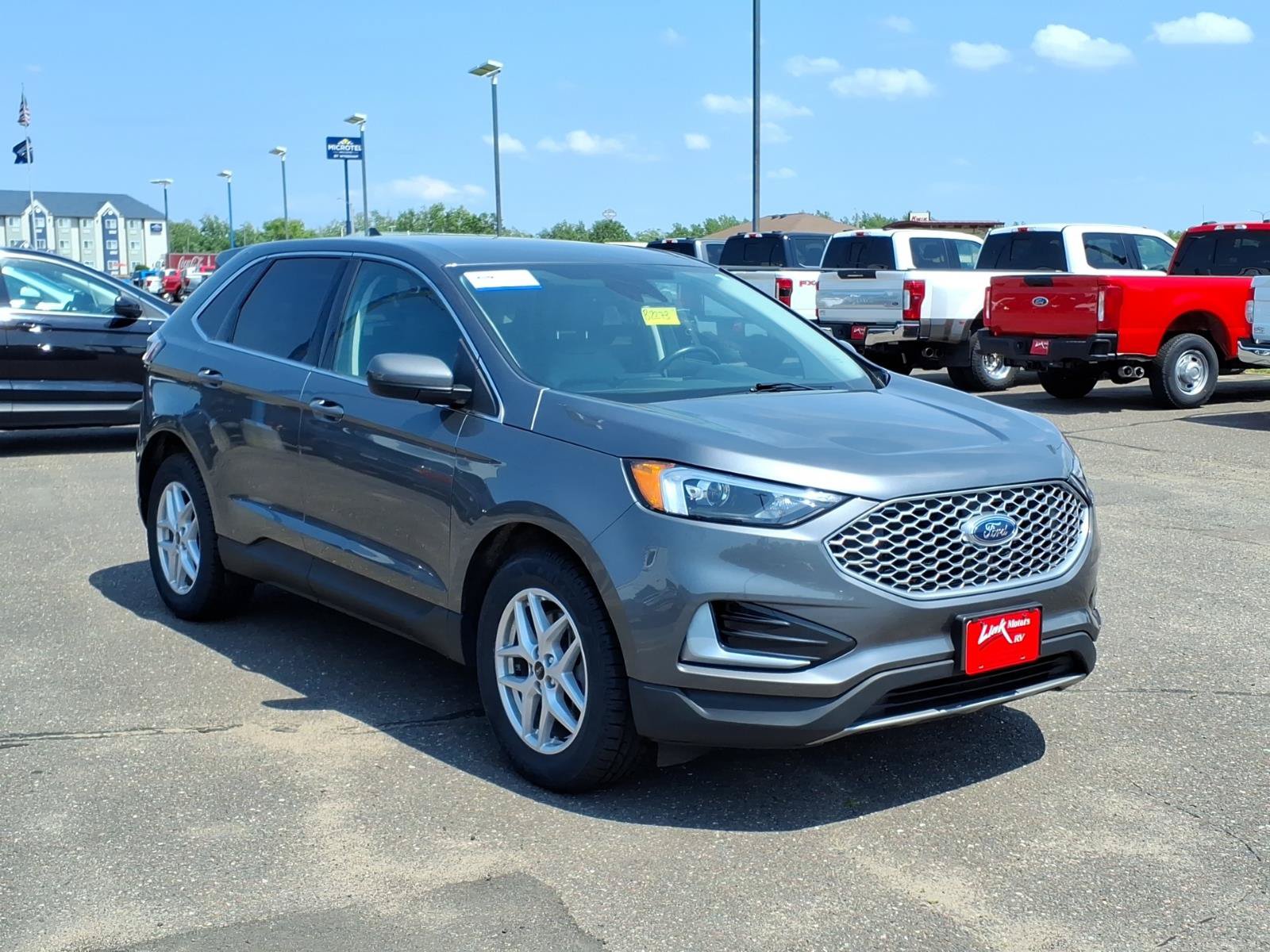 Certified 2024 Ford Edge SEL AWD/4WD image 8