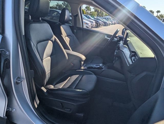 Certified 2020 Ford Escape Titanium image 15