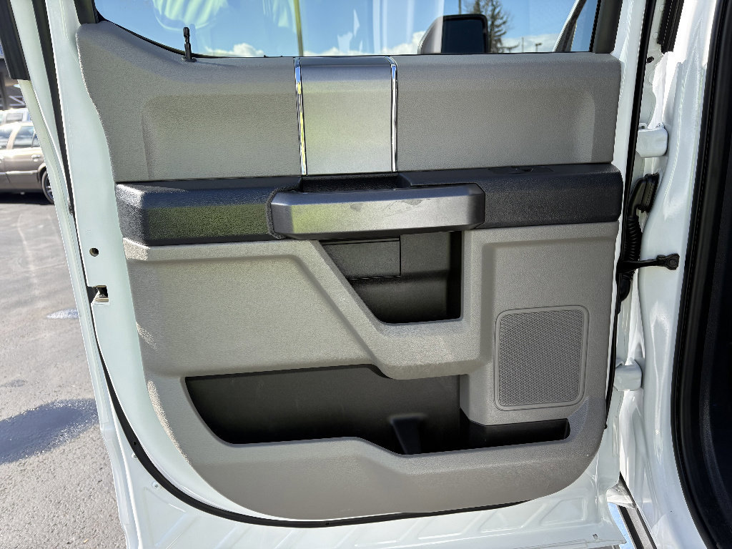 Certified 2022 Ford F350 XLT w/ XLT Premium Package image 34