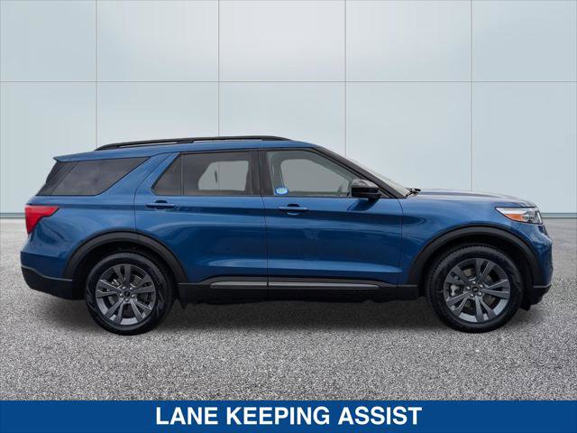 Certified 2023 Ford Explorer XLT w/ Equipment Group 202A RWD image 6