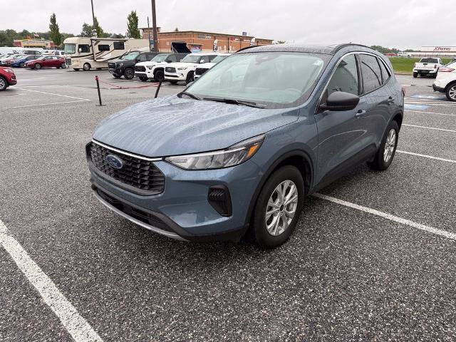 Certified 2024 Ford Escape Active w/ Tech Pack #1 AWD/4WD image 4