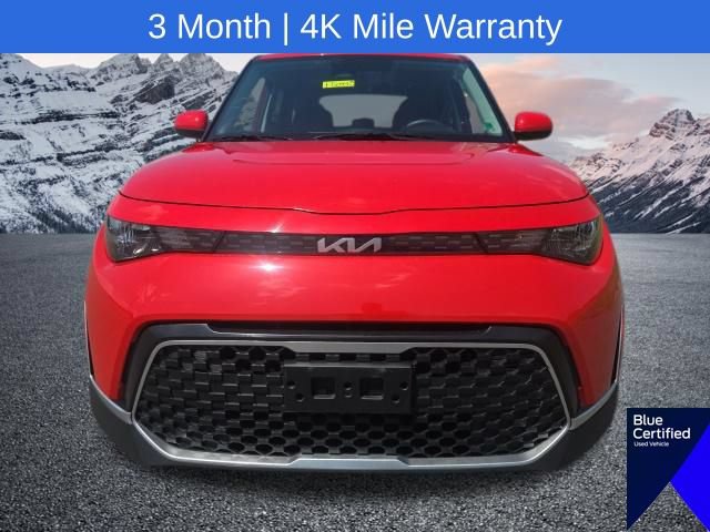 Used 2024 Kia Soul LX w/ Option Group 015 FWD image 3