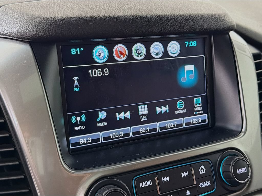 Used 2019 Chevrolet Suburban Premier w/ Premier Plus Edition AWD/4WD image 18