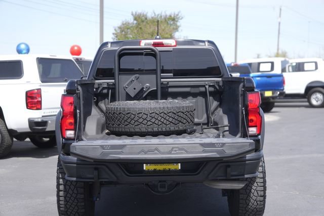 Used 2024 Chevrolet Colorado ZR2 w/ ZR2 Bison Edition image 30