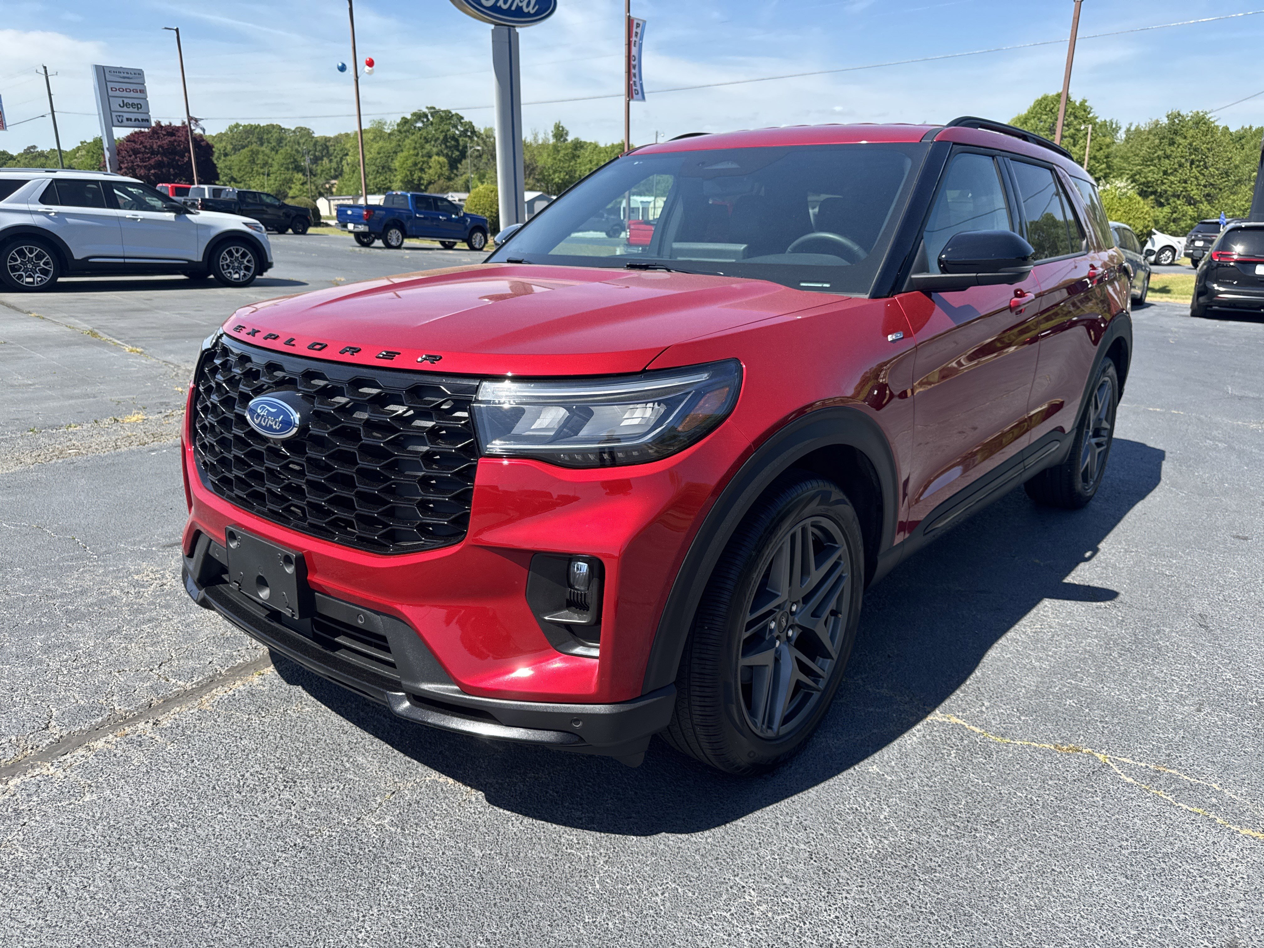 Certified 2025 Ford Explorer ST-Line w/ Premium Package RWD video 2