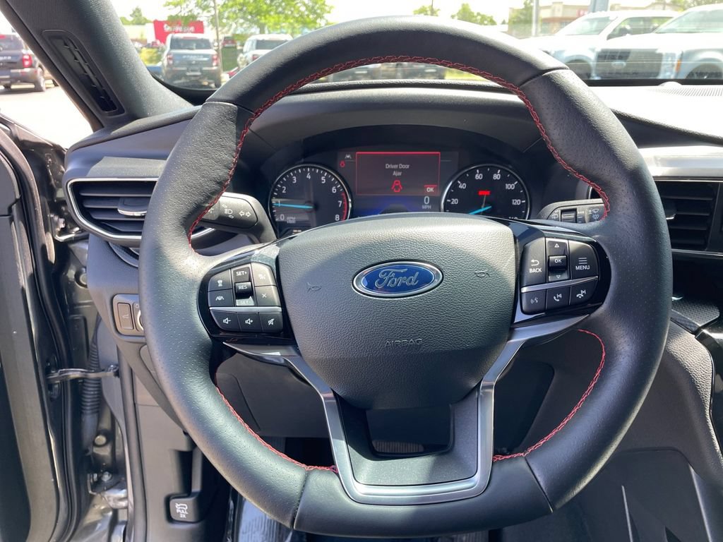 Certified 2023 Ford Explorer ST-Line w/ Class IV Trailer Tow Package AWD/4WD image 18