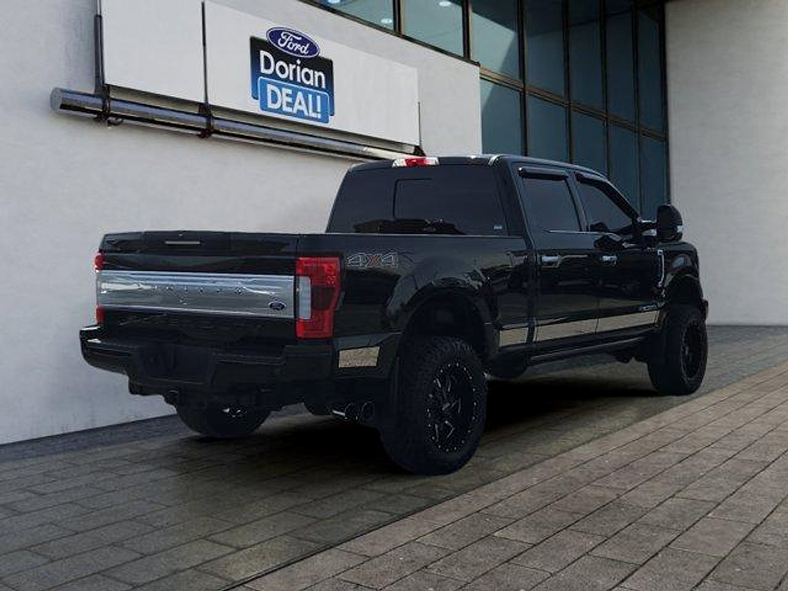 Certified 2019 Ford F250 Limited AWD/4WD image 3
