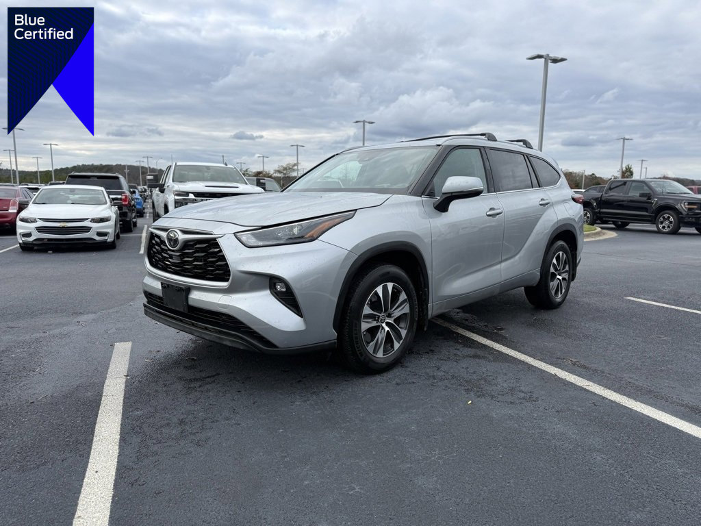 Used 2023 Toyota Highlander XLE image 1