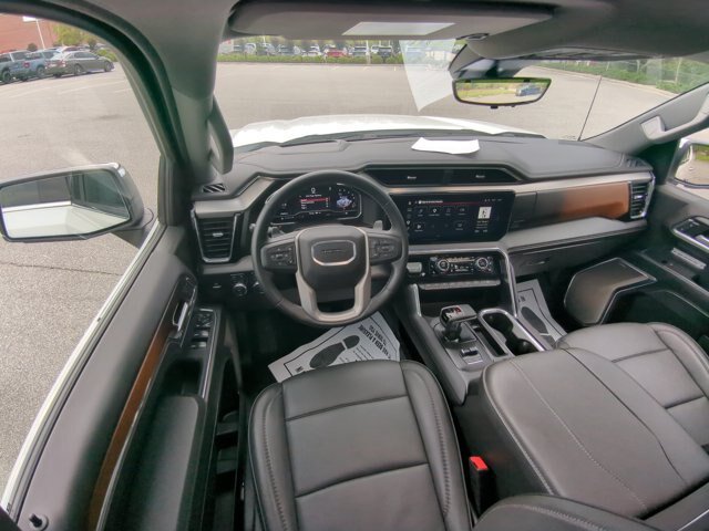 Used 2024 GMC Sierra 1500 Denali w/ Denali Reserve Package AWD/4WD image 26