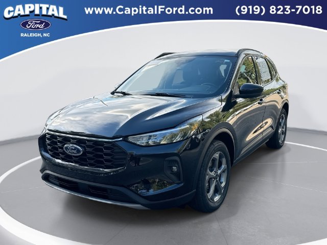 Certified 2025 Ford Escape ST-Line Select AWD/4WD image 1