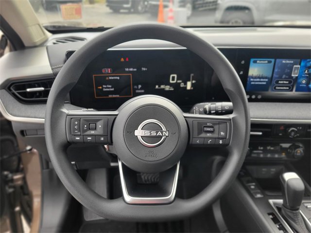 Used 2026 Nissan Kicks SV image 22