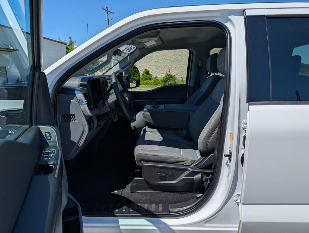 Certified 2024 Ford F250 XLT AWD/4WD image 22
