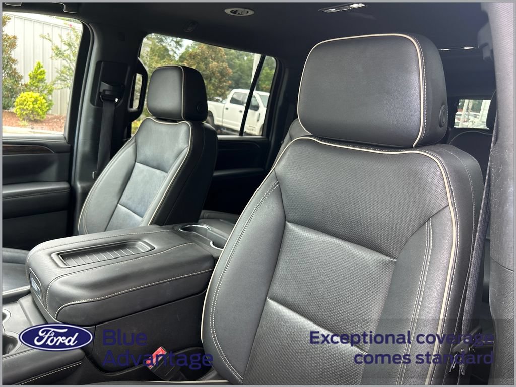 Used 2022 Chevrolet Suburban Premier RWD image 11