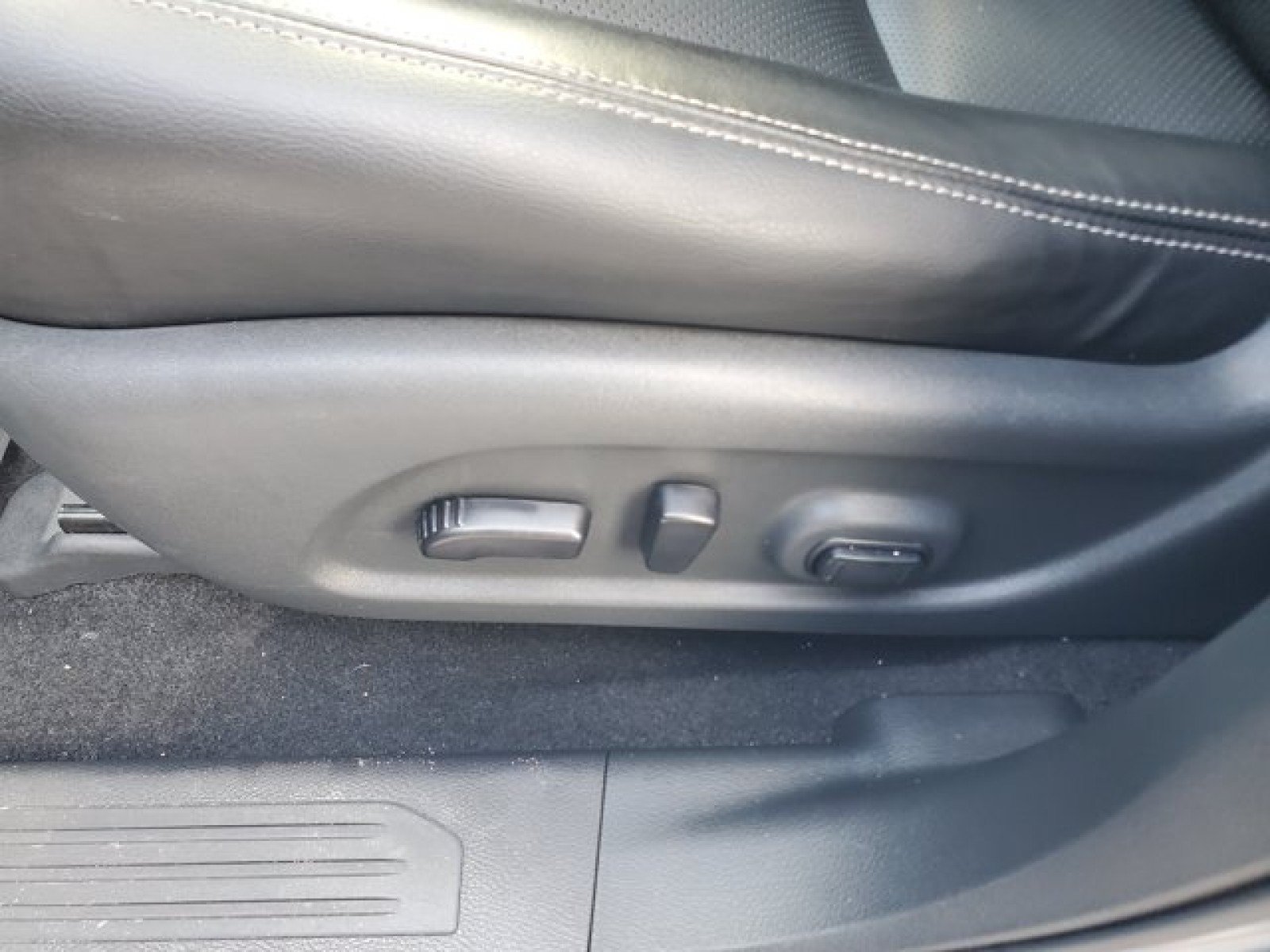 Used 2023 Nissan Murano SL w/ SL Moonroof Package FWD image 13