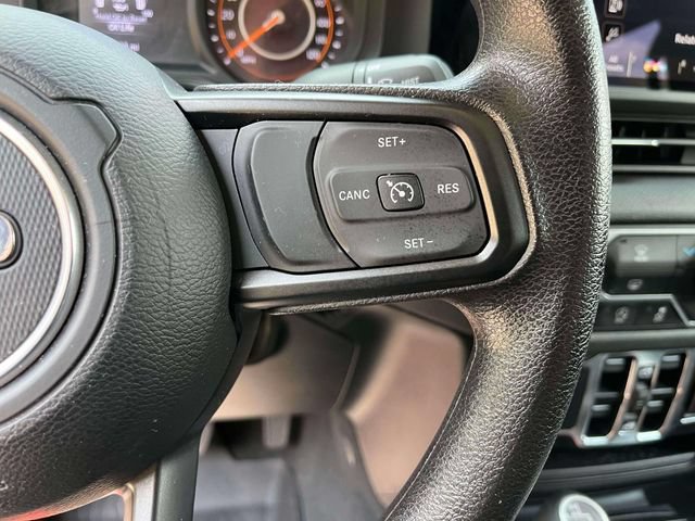 Used 2025 Jeep Gladiator Sport AWD/4WD image 30