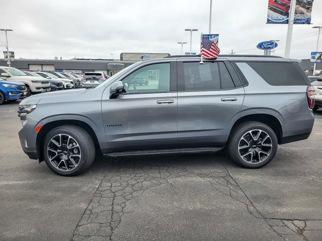 Used 2021 Chevrolet Tahoe RST w/ Luxury Package image 2