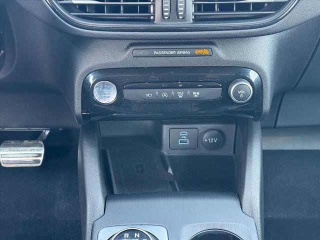 Certified 2023 Ford Escape ST-Line Select w/ Tech Pack #2 image 15