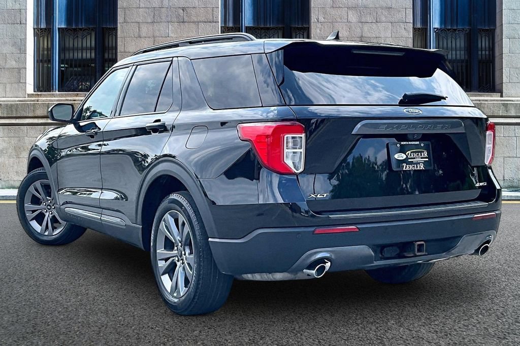 Certified 2022 Ford Explorer XLT w/ Equipment Group 202A AWD/4WD image 10