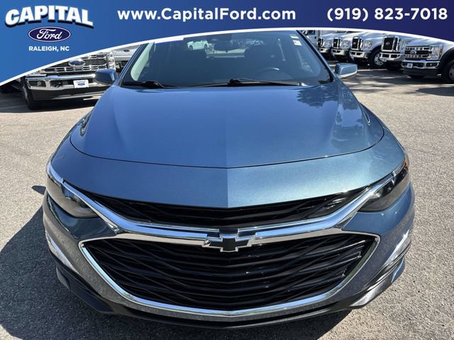 Used 2025 Chevrolet Malibu RS FWD image 10