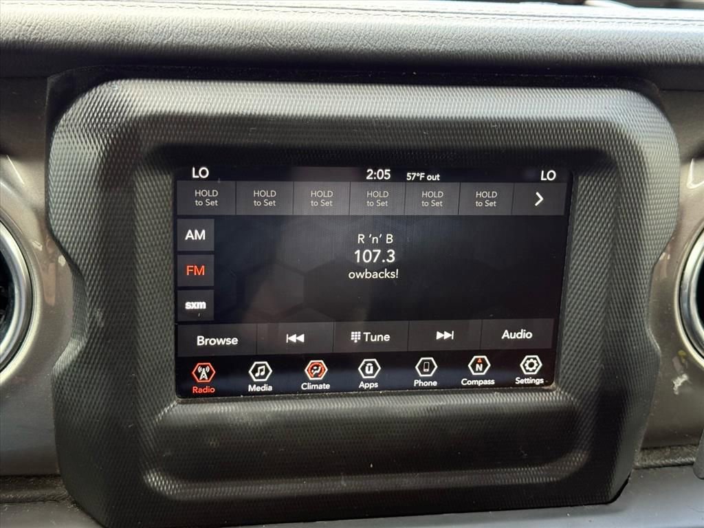 Used 2020 Jeep Wrangler Unlimited Sahara image 19