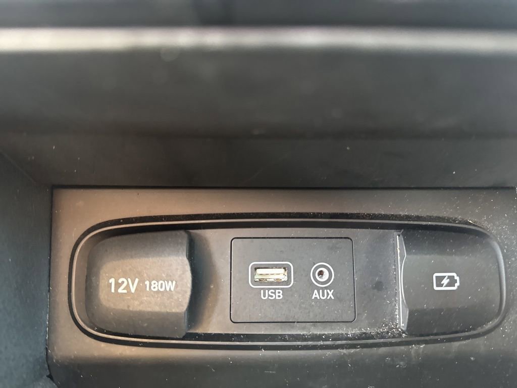 Used 2019 Hyundai Santa Fe SEL image 14