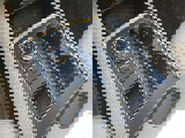 Certified 2024 Ford Expedition XLT image 31