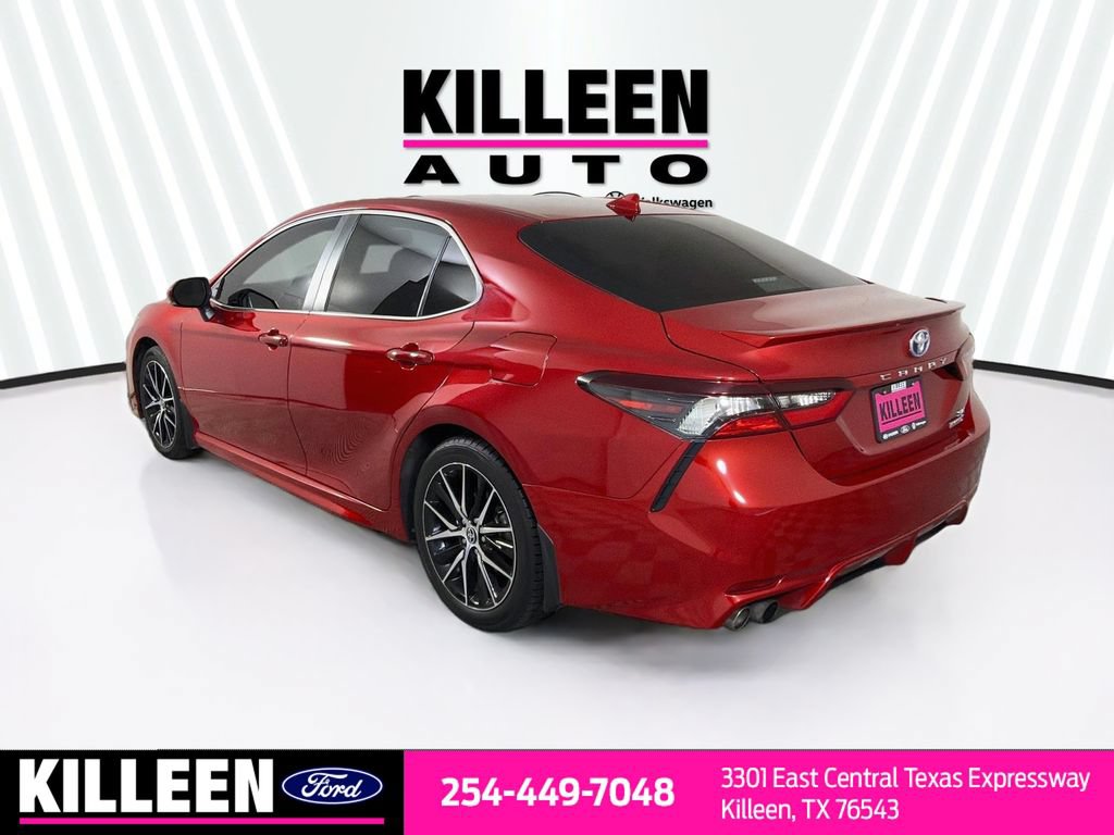 Used 2024 Toyota Camry SE w/ Audio Upgrade Package FWD image 7
