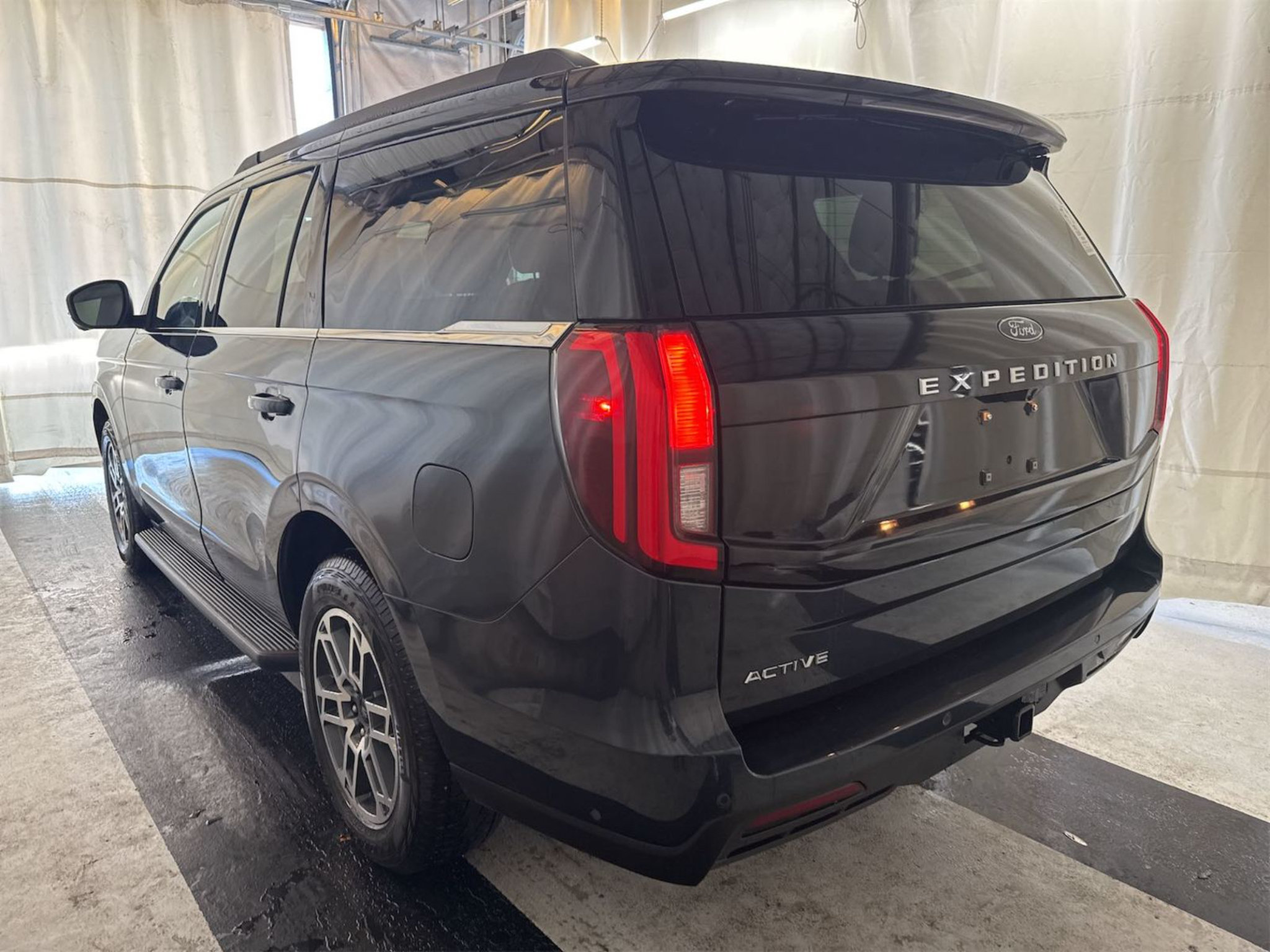 Certified 2025 Ford Expedition Active