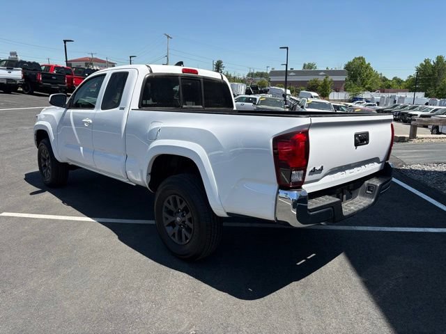 Used 2022 Toyota Tacoma SR5 w/ SR5 Appearance Package (SM) AWD/4WD image 5