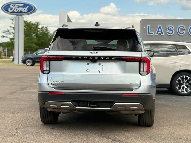 Certified 2025 Ford Explorer Active w/ Active Comfort Package AWD/4WD image 38