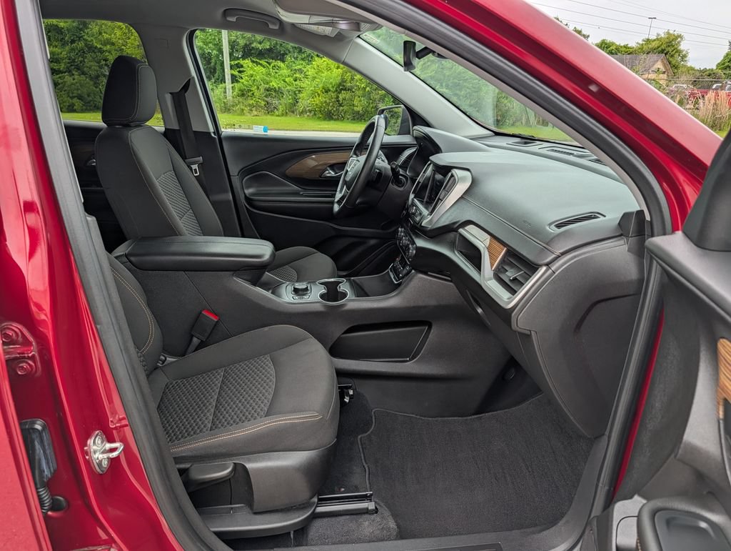 Used 2021 GMC Terrain SLE w/ Driver Convenience Package FWD image 22