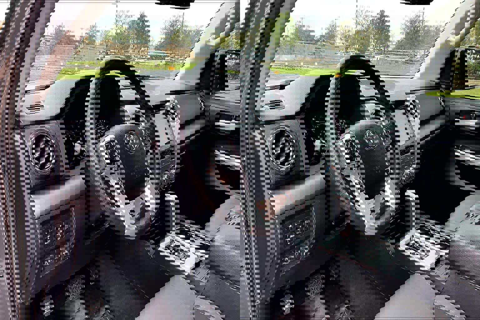 Used 2021 Toyota Tundra SR5 image 17