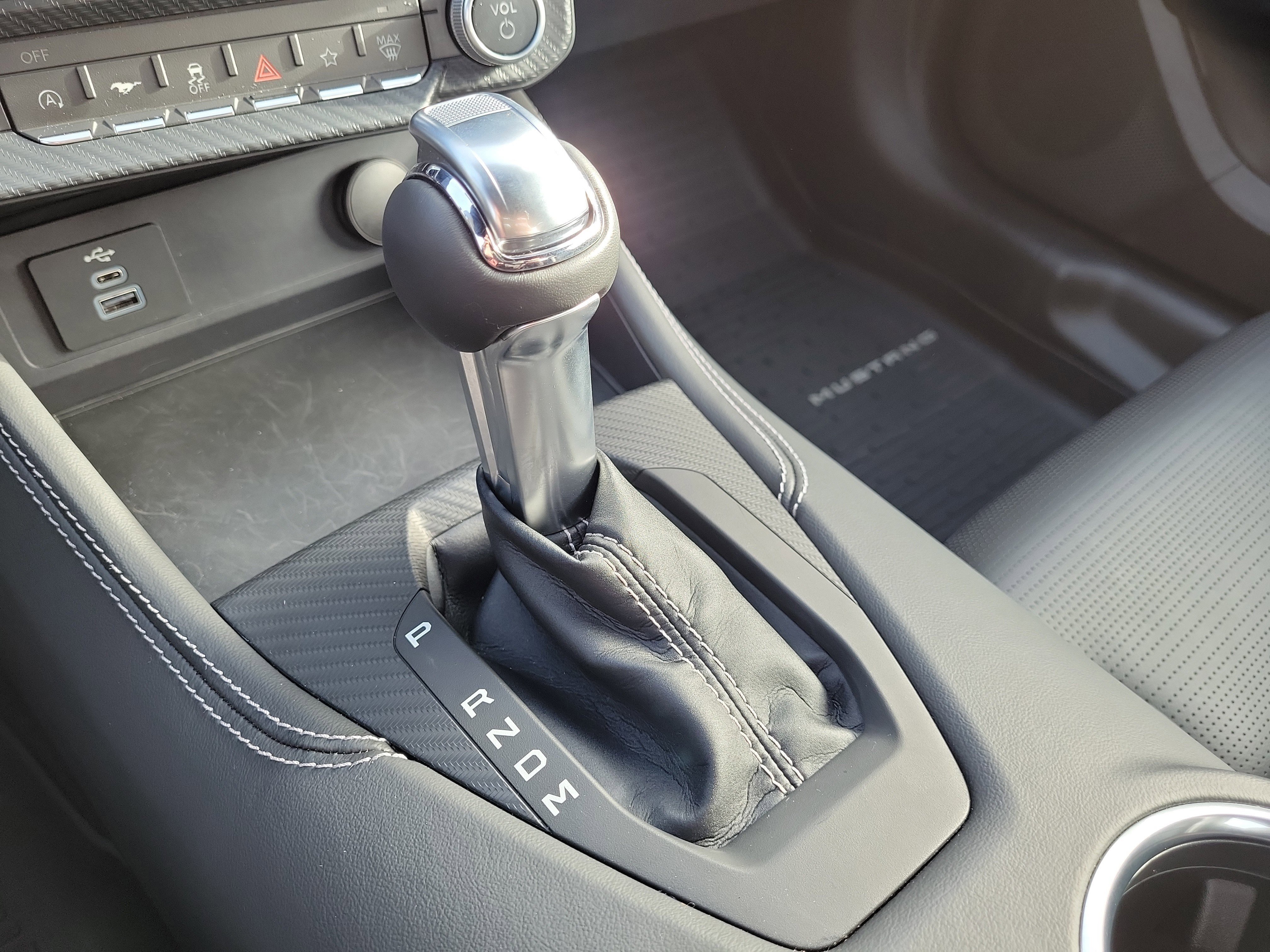 Certified 2025 Ford Mustang GT Premium image 31