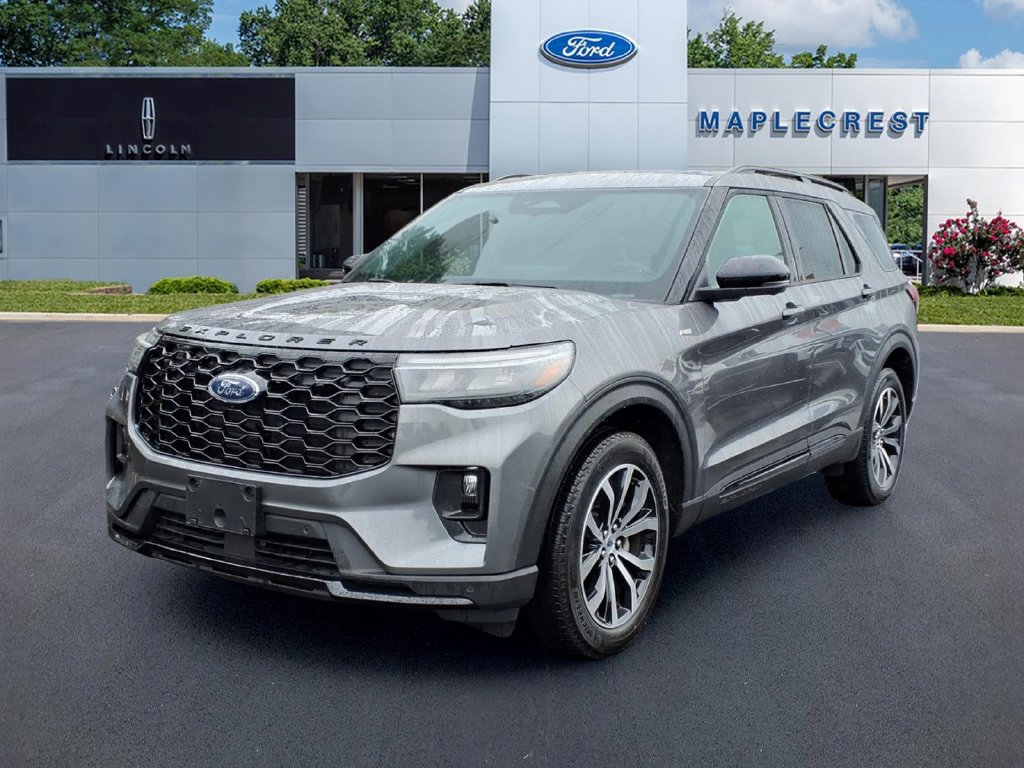 Certified 2026 Ford Explorer ST-Line AWD/4WD image 2