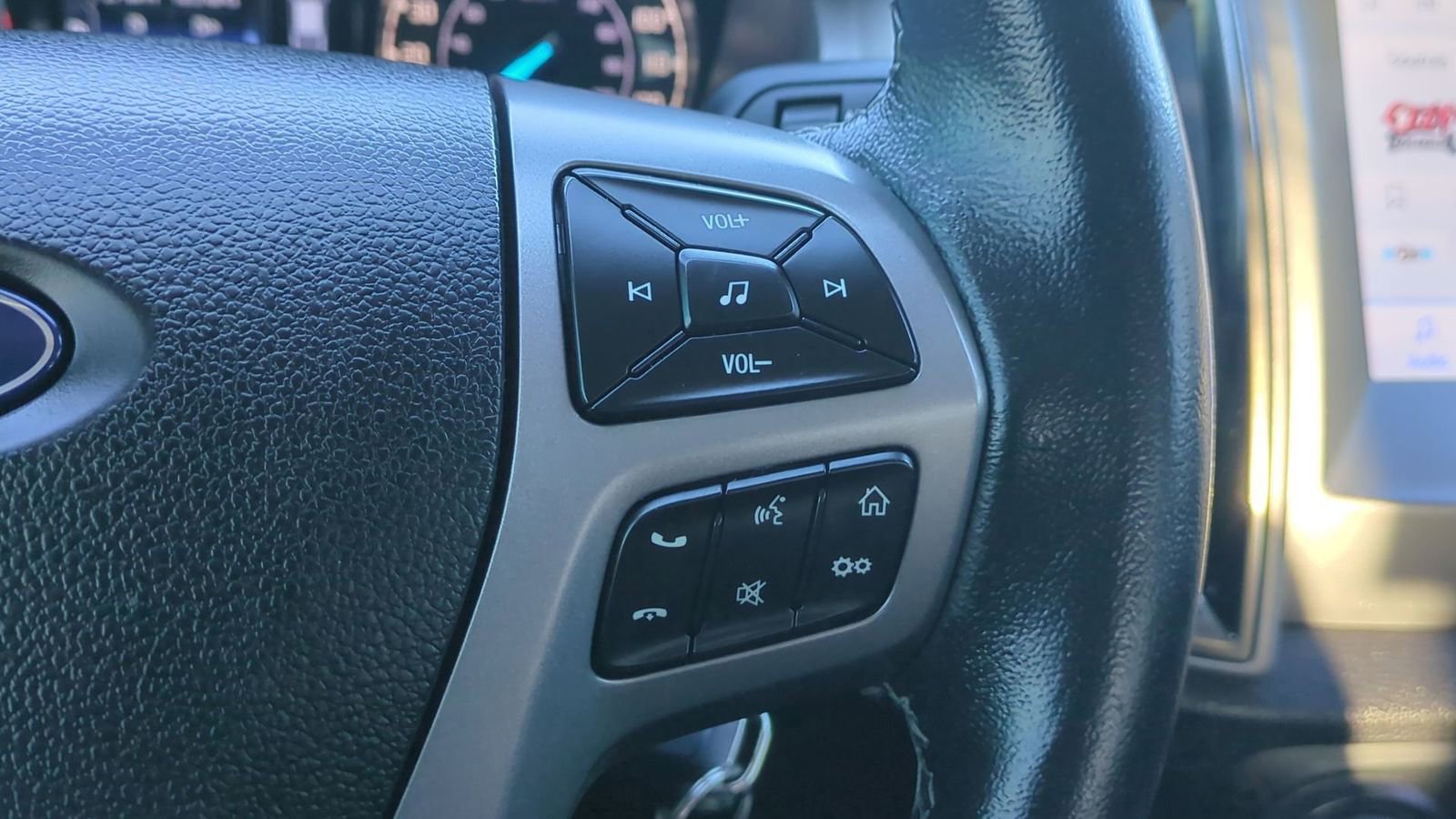 Certified 2023 Ford Ranger XLT w/ Equipment Group 302A High image 29