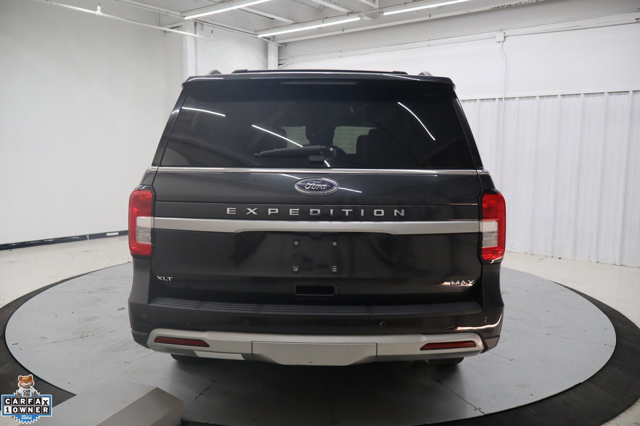 Certified 2024 Ford Expedition Max XLT image 6