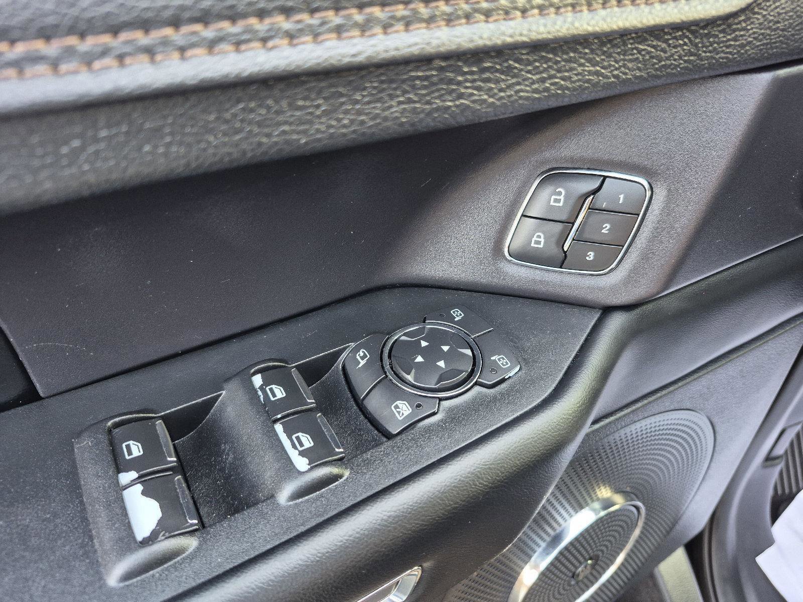 Certified 2018 Ford Expedition Max Platinum image 10