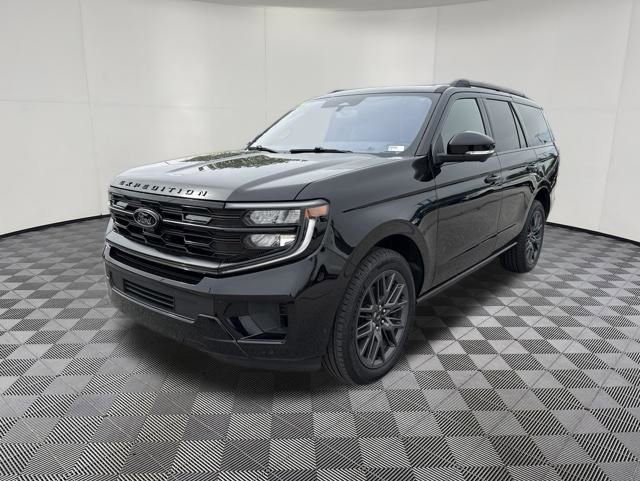 Certified 2025 Ford Expedition Platinum w/ Stealth Performance Package AWD/4WD image 13