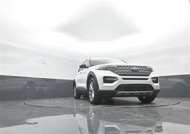 Certified 2023 Ford Explorer Limited w/ Equipment Group 301A image 33